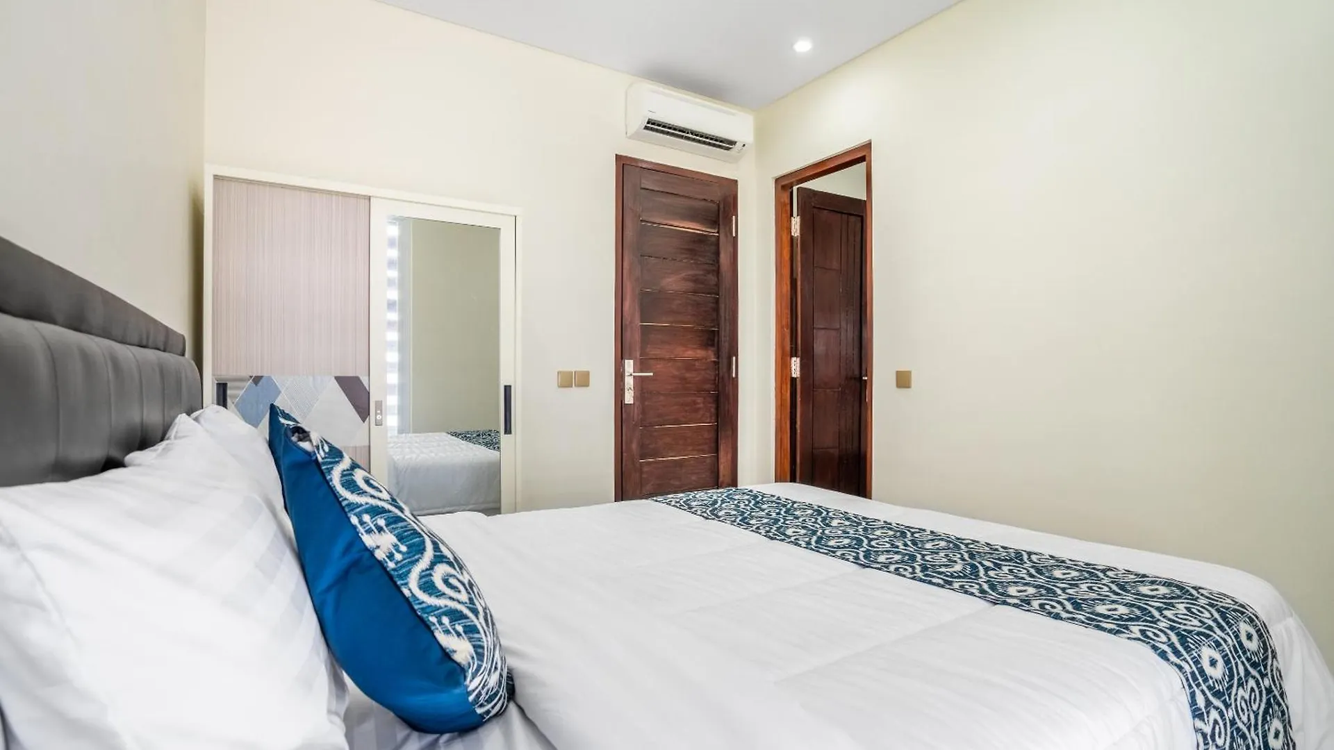 Villa Noctem - 3Br Luxury Pool Villa In Seminyak Kerobokan