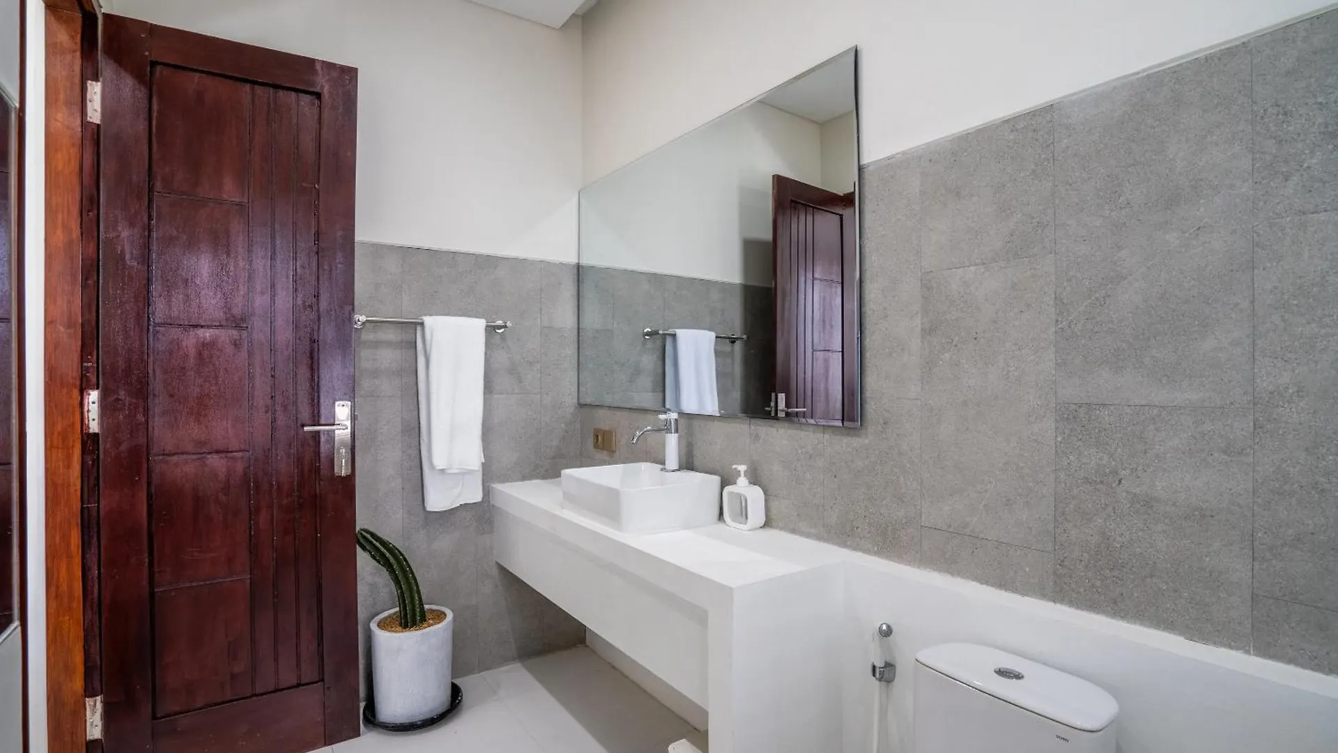 Villa Noctem - 3Br Luxury Pool Villa In Seminyak Kerobokan
