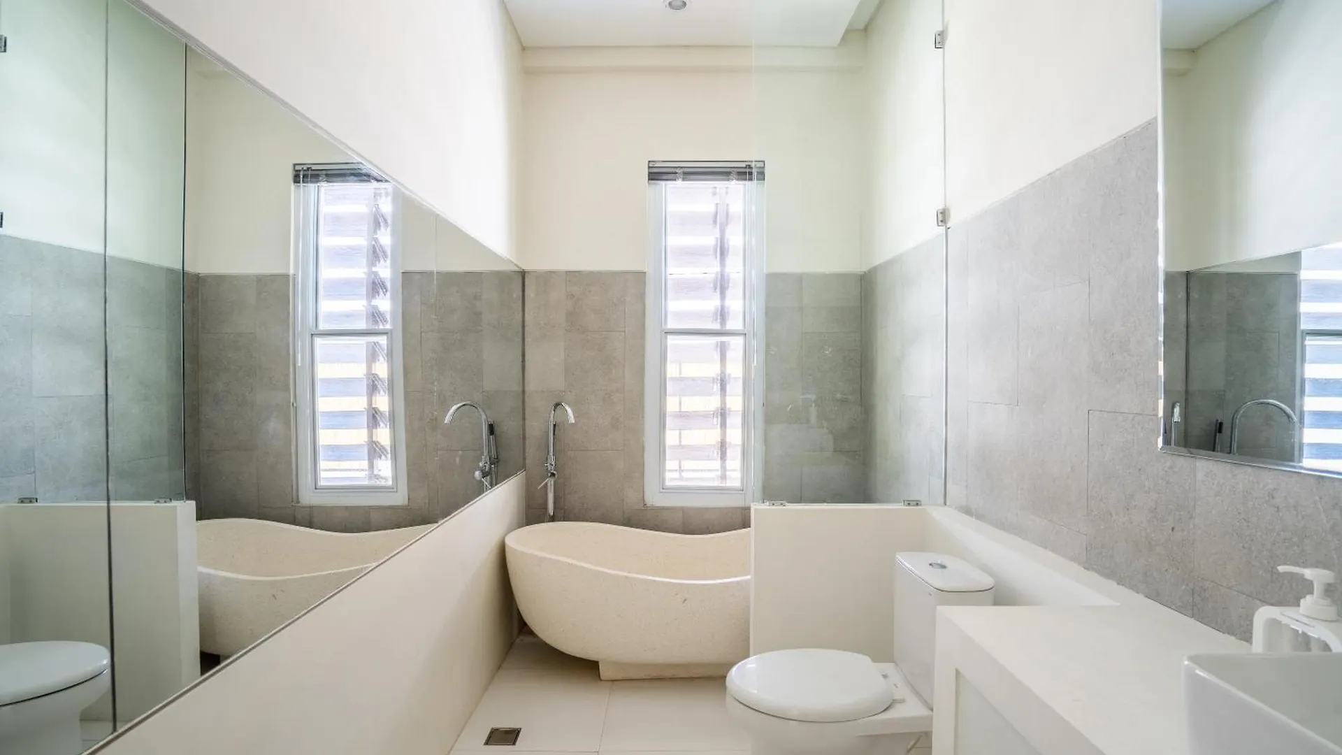 Villa Noctem - 3Br Luxury Pool Villa In Seminyak Kerobokan  Indonesia