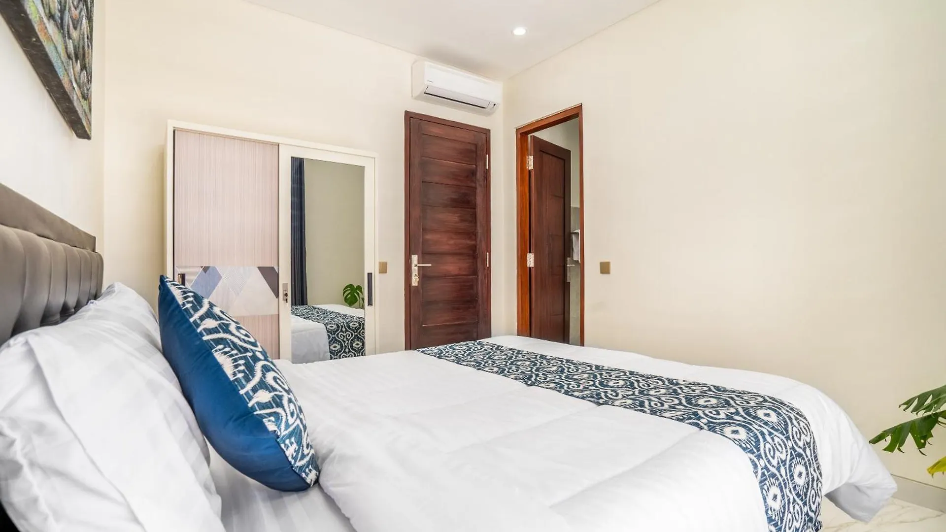 Villa Noctem - 3Br Luxury Pool Villa In Seminyak Kerobokan  Indonesia